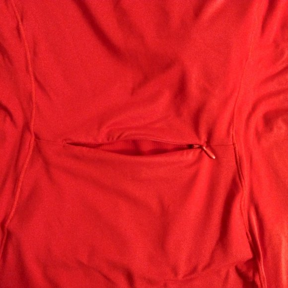 NWT! Fabletics Phoenix Run Electric Cherry Hoodie-Size M - Picture 10 of 12